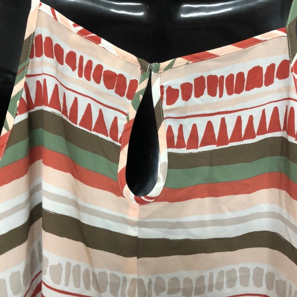 NWT LOFT Top - Picture 4 of 6